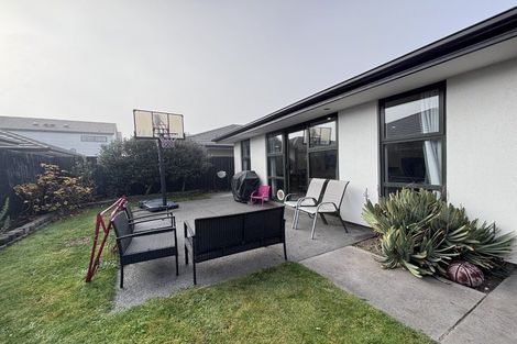 Photo of property in 11 Capil Court, Halswell, Christchurch, 8025