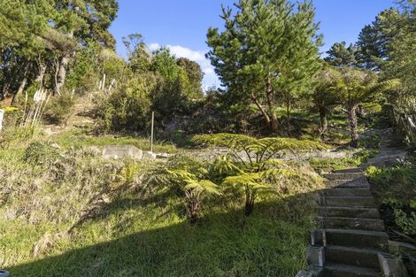 Photo of property in 47 Bird Grove, Stokes Valley, Lower Hutt, 5019