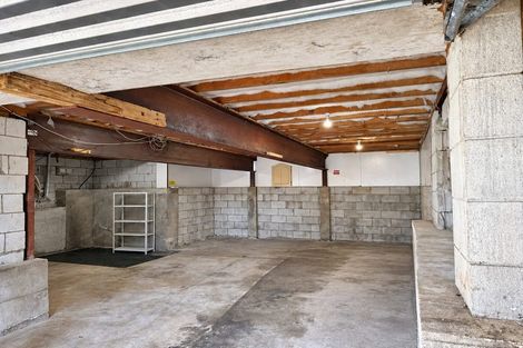Photo of property in 23 Mirrabooka Avenue, Botany Downs, Auckland, 2010