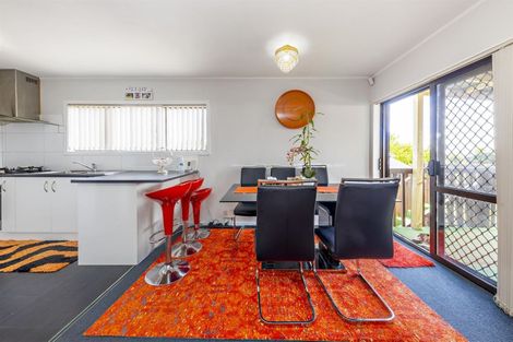 Photo of property in 74b Trevor Hosken Drive, Wiri, Auckland, 2104