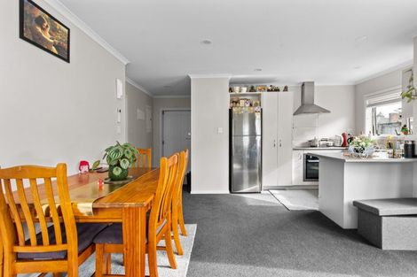 Photo of property in 1/2 Keitha Place, Glenview, Hamilton, 3206