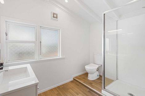 Photo of property in 9 Lewis Place, Highbury, Palmerston North, 4412