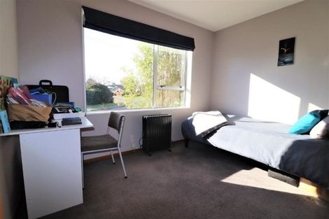 Photo of property in 1 Birdling Place, Halswell, Christchurch, 8025