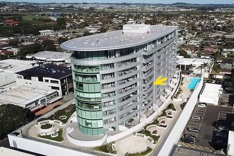 Photo of property in 703/11 Tamariki Avenue, Kelston, Auckland, 0602