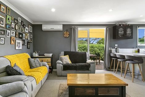 Photo of property in 2/120 Taupo View Road, Taupo, 3330