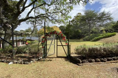 Photo of property in 69 Pupuke Road, Birkenhead, Auckland, 0627