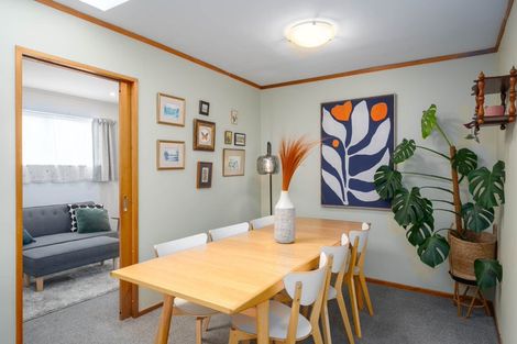 Photo of property in 10 Mallard Grove, Churton Park, Wellington, 6037