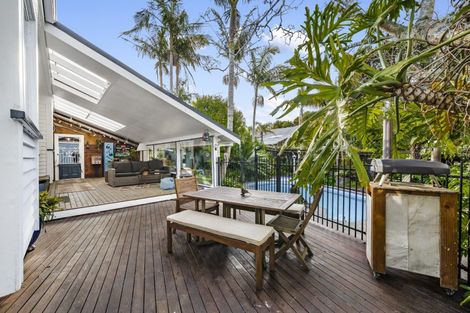 Photo of property in 34 Seaview Avenue, Northcote, Auckland, 0627