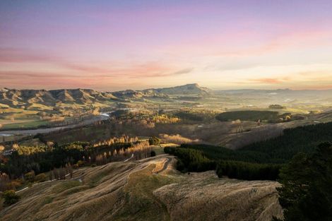 Photo of property in 1 Raratu Road, Kahuranaki, 4295