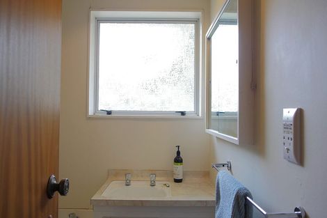 Photo of property in 5a Huata Place, West End, Palmerston North, 4412