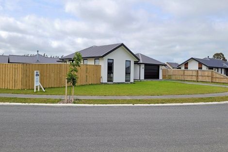 Photo of property in 39 Suffolk Drive, Kirwee, 7571