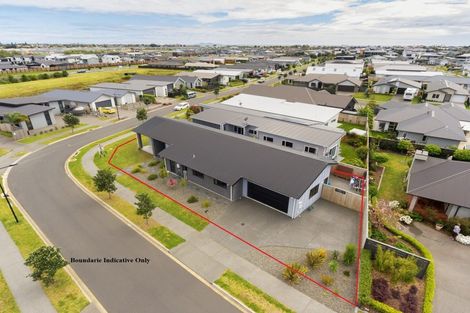 Photo of property in 36 Awatira Drive, Papamoa Beach, Papamoa, 3118