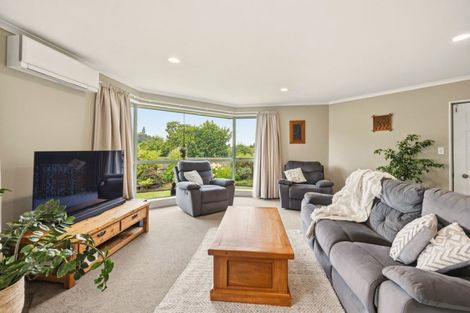 Photo of property in 2 Karamu Terrace, Pyes Pa, Tauranga, 3112