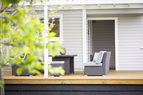 Photo of property in 9 Sheehan Street, Bay View, Napier, 4104