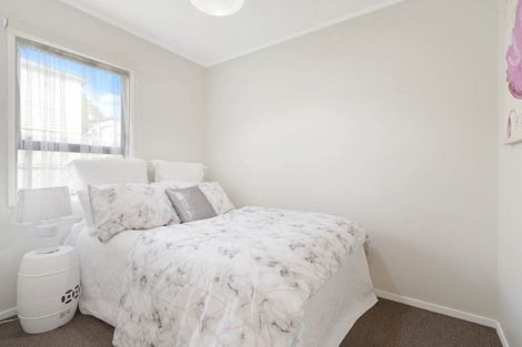 Photo of property in 1/23 Blacklock Avenue, Henderson, Auckland, 0612