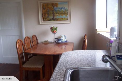 Photo of property in 42 Kamahi Street, Stokes Valley, Lower Hutt, 5019