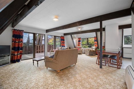 Photo of property in 11 Kowhai Drive, Wanaka, 9305