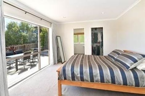 Photo of property in 5 Seamount Drive, Red Beach, 0932