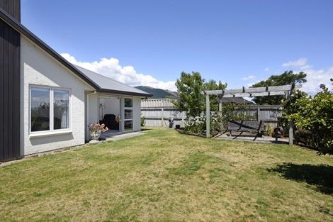 Photo of property in 27 Daelyn Drive, Richmond, 7020