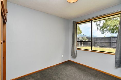 Photo of property in 31 Solomon Avenue, Redwood, Christchurch, 8051