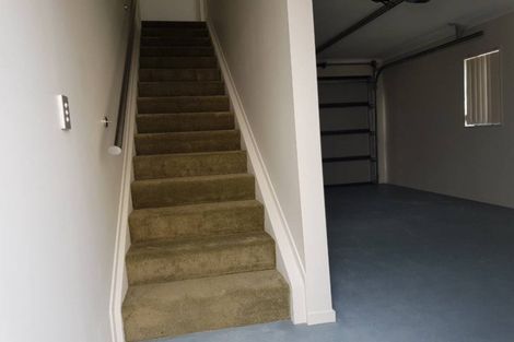 Photo of property in 1/5 Wallson Crescent, Wiri, Auckland, 2104