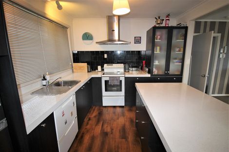 Photo of property in 90 Ashworth Street, Alexandra, 9320