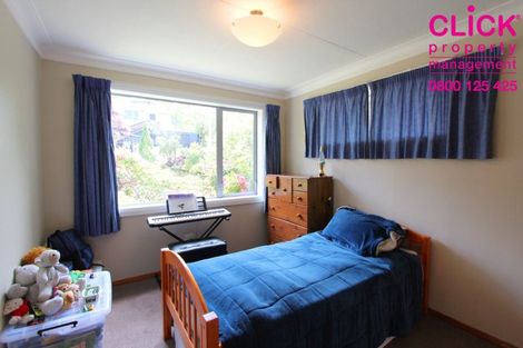 Photo of property in 11 Larkins Street, Helensburgh, Dunedin, 9010