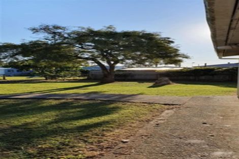 Photo of property in 4 Matai Street, Tokomaru, Palmerston North, 4474