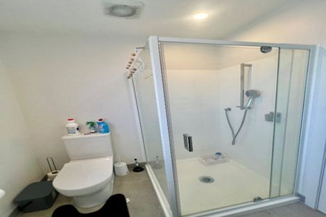 Photo of property in 10/1 Fruitvale Road, New Lynn, Auckland, 0600