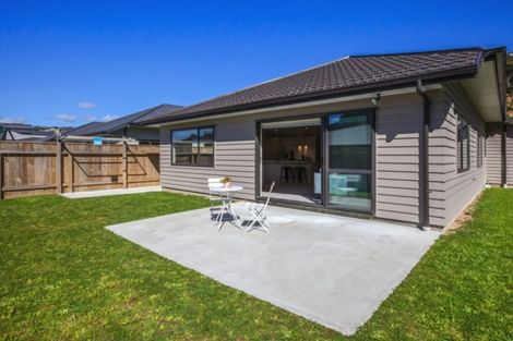 Photo of property in 26 Moonsail Drive, Whitby, Porirua, 5024