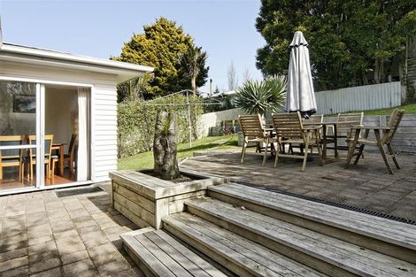 Photo of property in 18 Whittle Place, New Windsor, Auckland, 0600