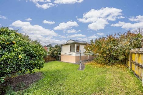 Photo of property in 20 Bellringer Road, Massey, Auckland, 0614