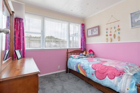 Photo of property in 3 Benge Crescent, Clouston Park, Upper Hutt, 5018