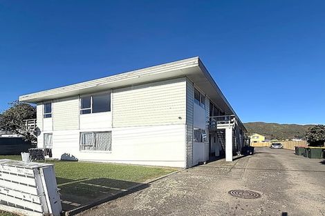Photo of property in 46 Awamutu Grove, Waiwhetu, Lower Hutt, 5010