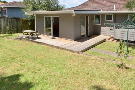 Photo of property in 4 Pahi Place, West Harbour, Auckland, 0618