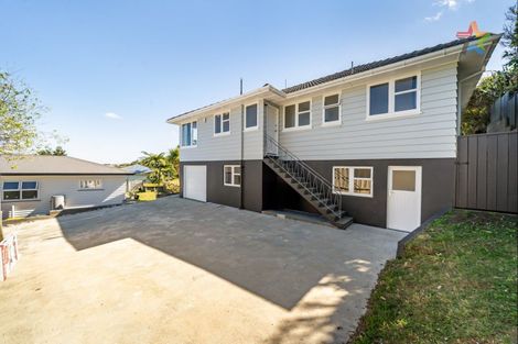 Photo of property in 24 Martin Grove, Normandale, Lower Hutt, 5010
