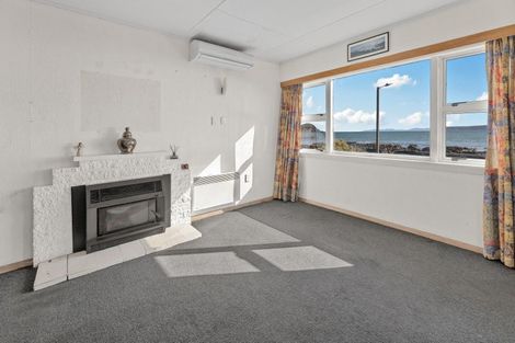 Photo of property in 20 Sunset Parade, Plimmerton, Porirua, 5026