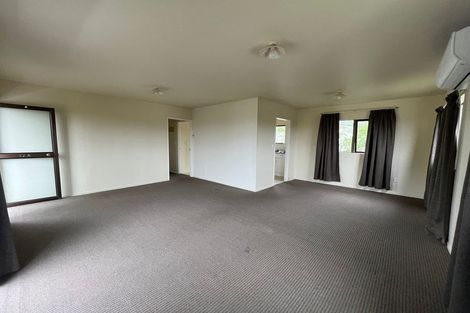 Photo of property in 2/17 Park Road, Glenfield, Auckland, 0629