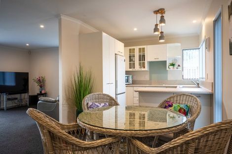 Photo of property in 1 Loader Place, Tawhero, Whanganui, 4501