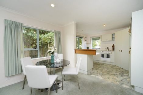 Photo of property in 3 Winston Avenue, Hokowhitu, Palmerston North, 4410