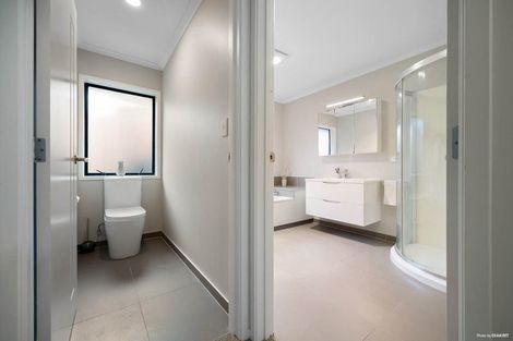 Photo of property in 15 Orangewood Drive, Northpark, Auckland, 2013