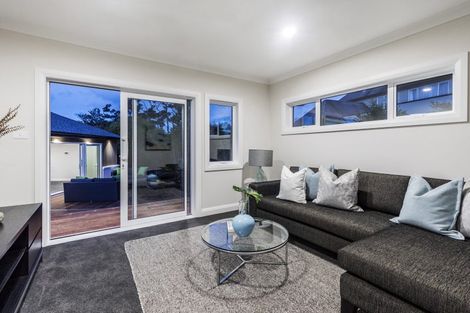 Photo of property in 11 Henry Blyth Lane, Greenhithe, Auckland, 0632