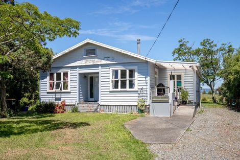 Photo of property in 23 Pipiroa Road, Ngatea, 3503