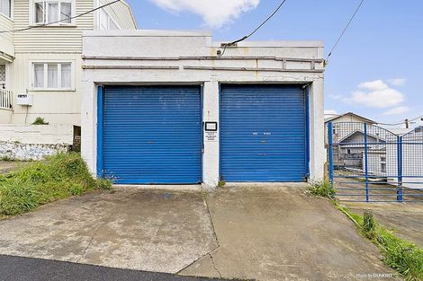 Photo of property in 212 Rongotai Road, Rongotai, Wellington, 6022