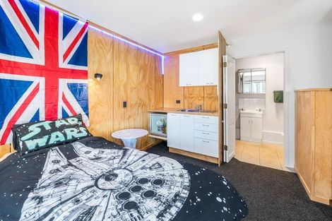 Photo of property in 21 Kotare Street, Hilltop, Taupo, 3330