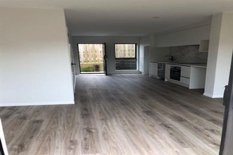 Photo of property in 8/10 Evandale Street, Glen Innes, Auckland, 1072