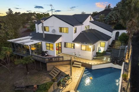 Photo of property in 14 David Beattie Place, Chatswood, Auckland, 0626