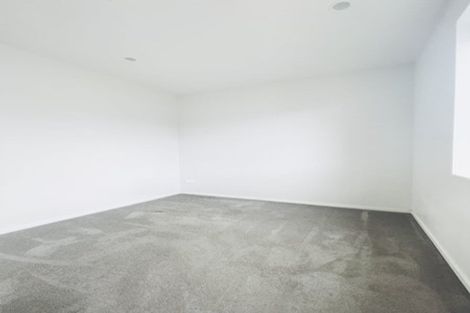 Photo of property in 7 Warbler Crescent, Papakura, 2110