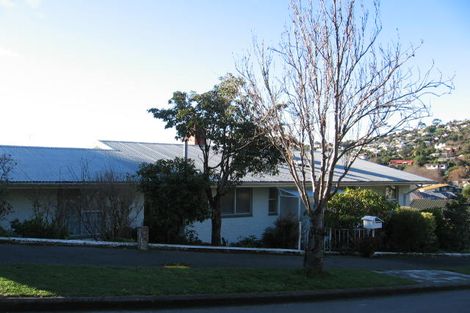 Photo of property in 2 Roseneath Place, Cashmere, Christchurch, 8022