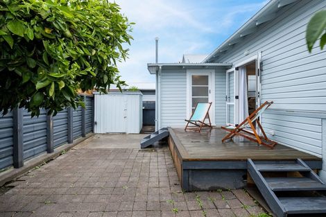 Photo of property in 305 Riverslea Road North, Parkvale, Hastings, 4122